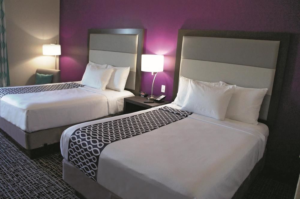 Hotel La Quinta By Wyndham Springfield Esterno foto